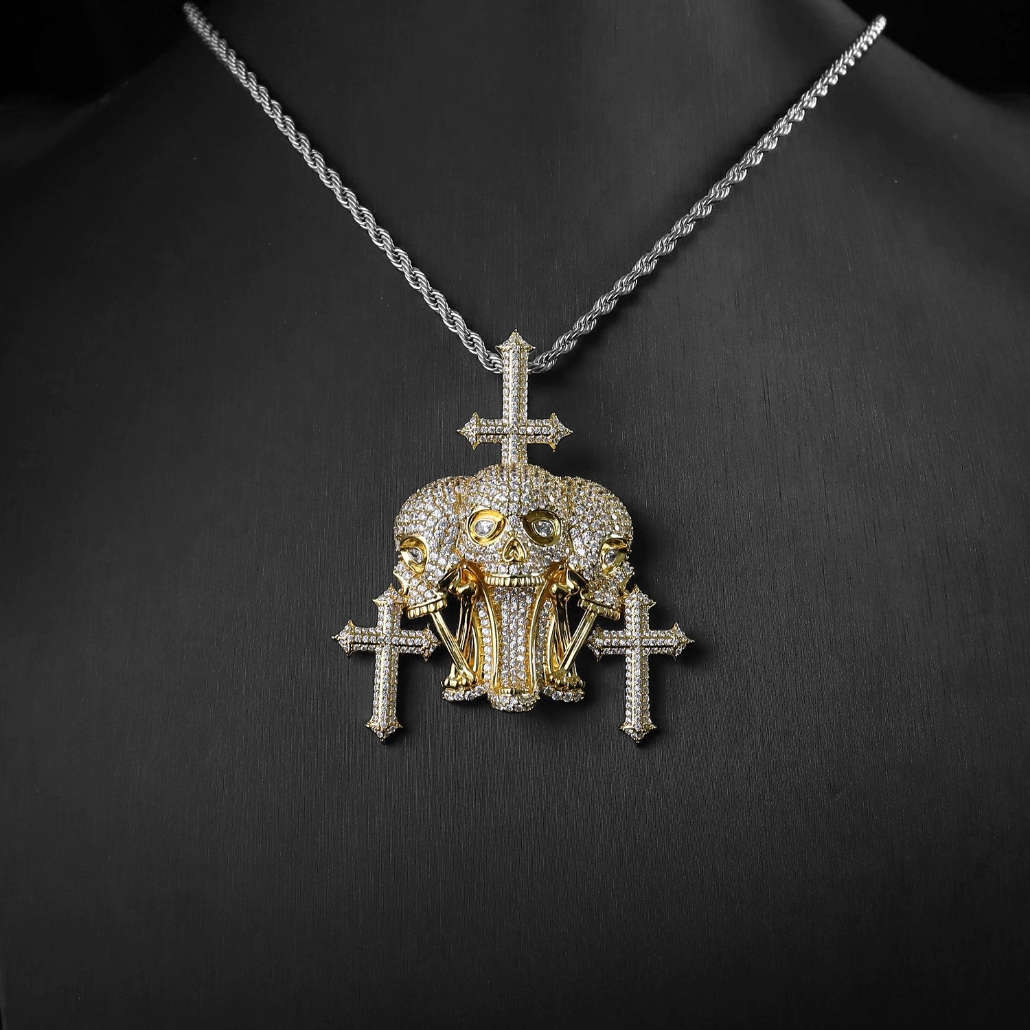 UJJ 925 Sterling Silver Iced Out Skull & Cross Hip Hop Pendant